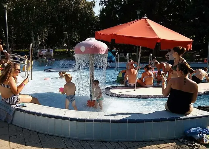 Twins House - Dorka *